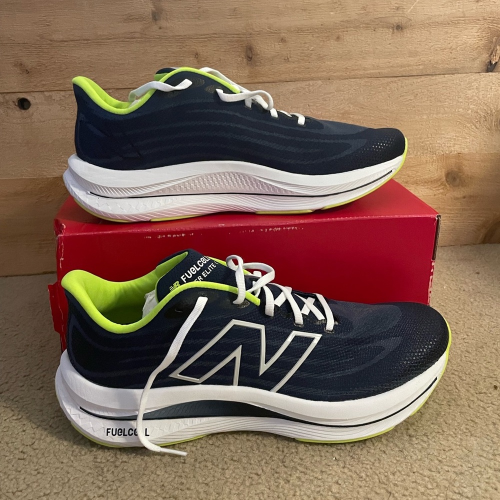 New Balance FuelCell Men's  Size 11.5 Walker Elite Walking Blue Mesh Shoes
